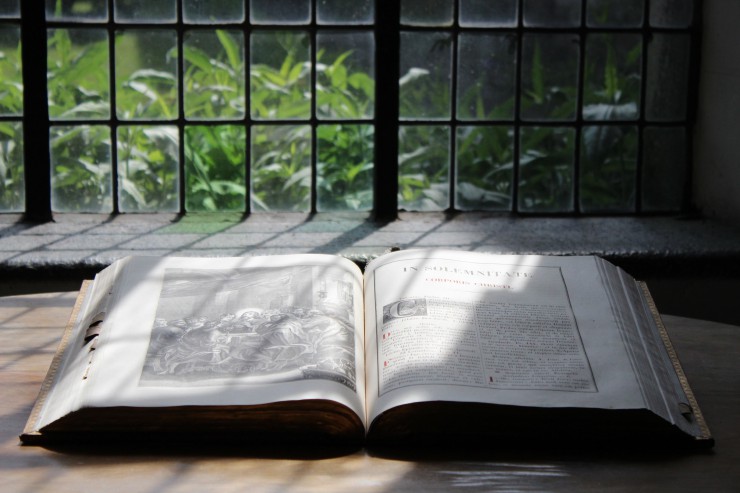 Photo Bible